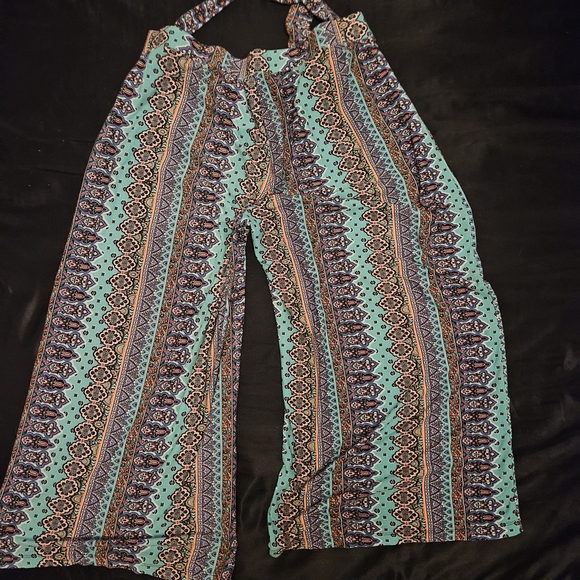 Bobbie Brooks Teal and Black Patterned Wide-Leg Pants - Picture 5 of 7
